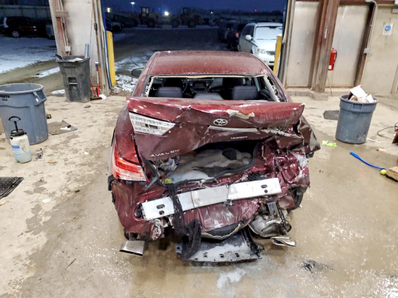 2013 Toyota Avalon Base