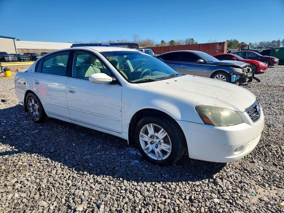 2006 Niss Altima
