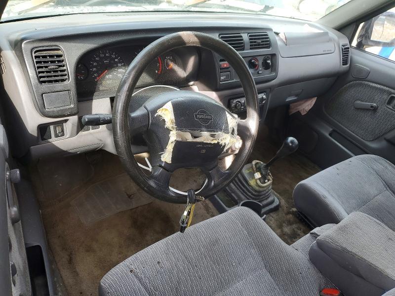 2000 Nissan Frontier XE