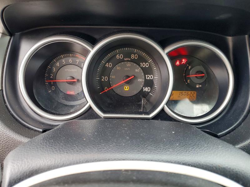 2009 Niss Versa 1.8 s