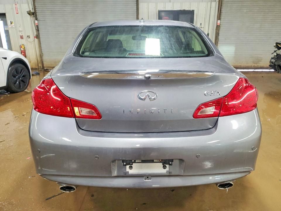 2013 Infiniti G37
