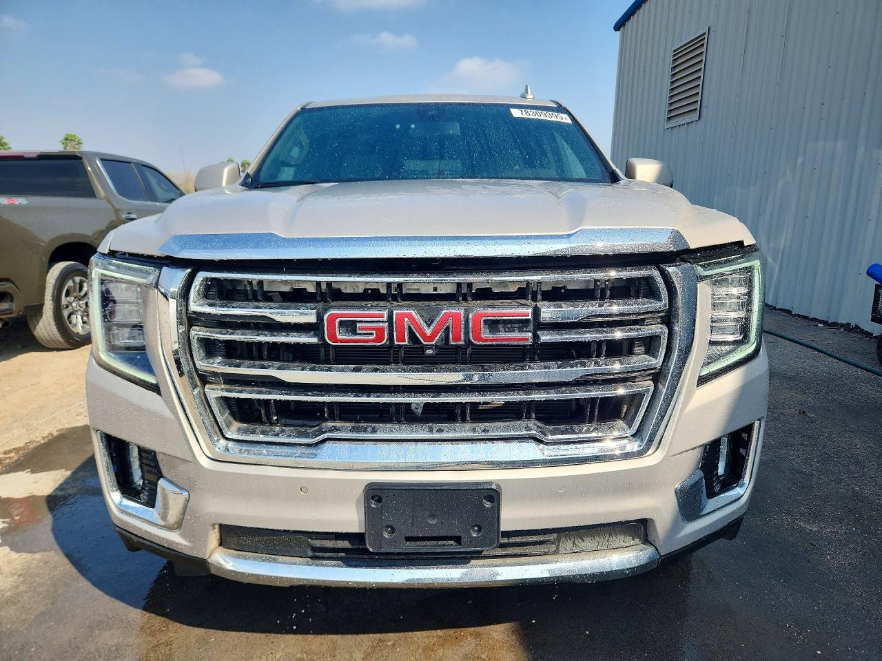 2022 GMC Yukon slt