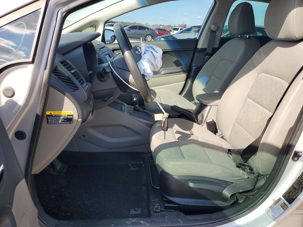 2016 KIA Forte lx
