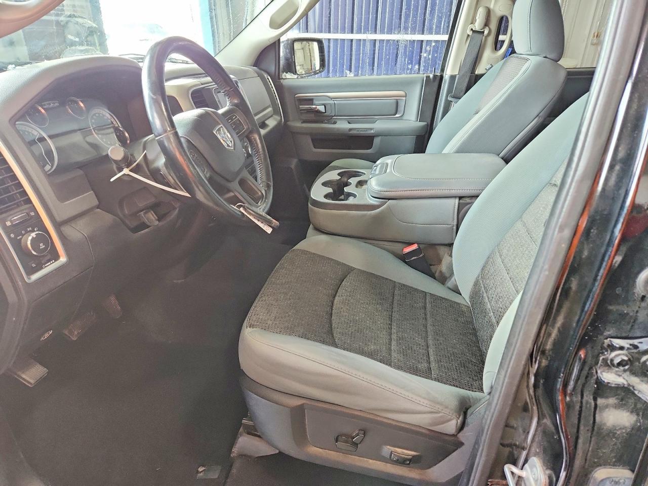 2014 Dodge Ram 1500 slt