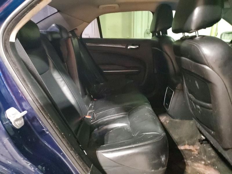 2016 Chrysler 300 Limited