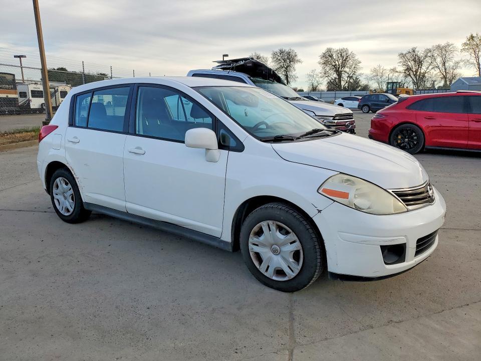 2012 Nissan Versa 1.8 s