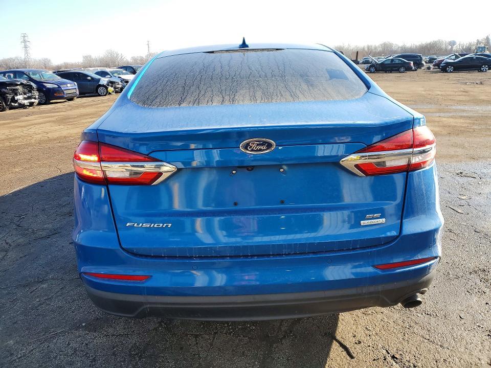 2019 Ford Fusion se