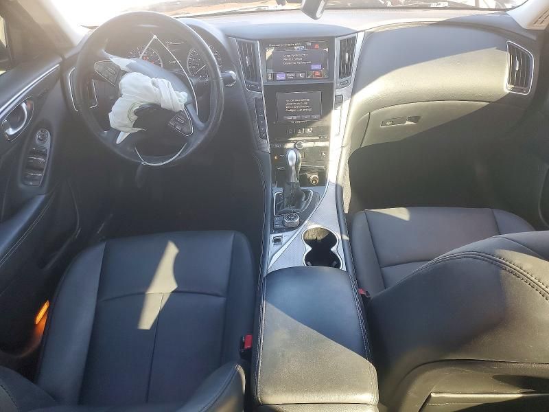 2016 Infiniti Q50 Premium