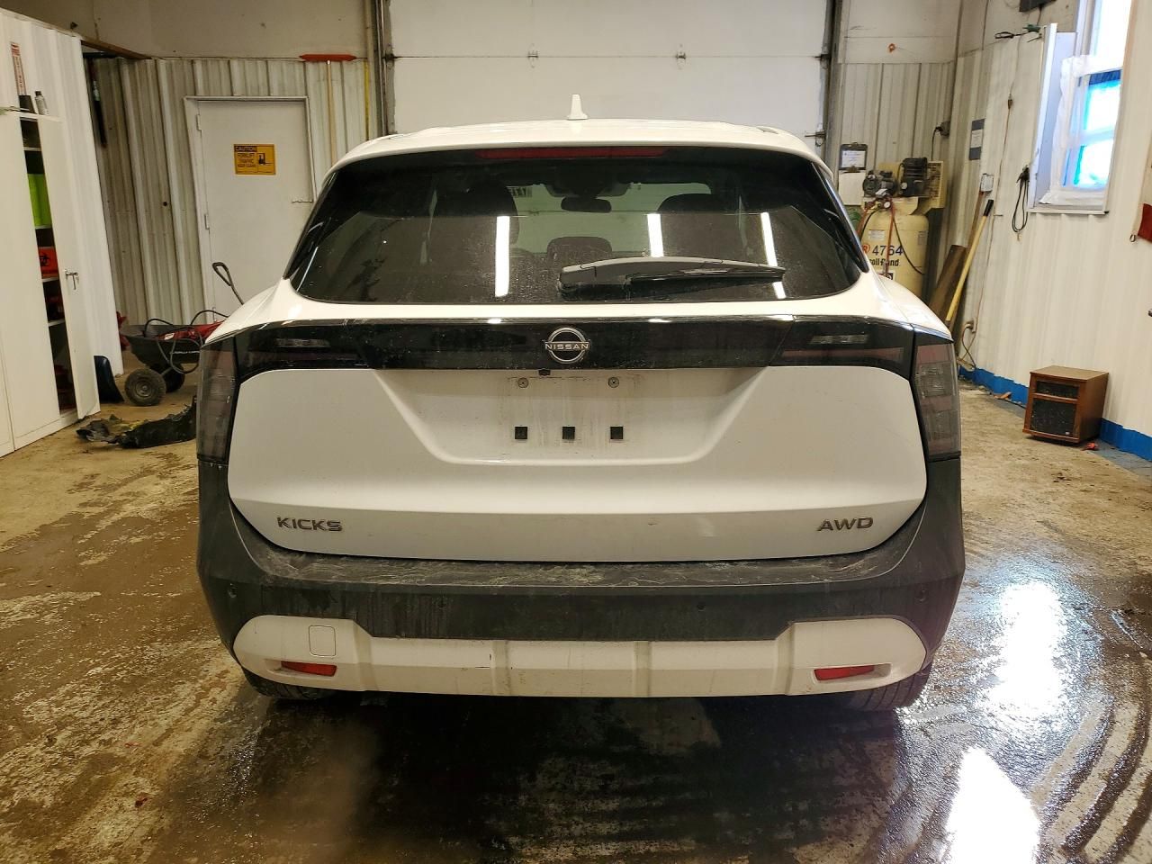 2025 Nissan Kicks sv