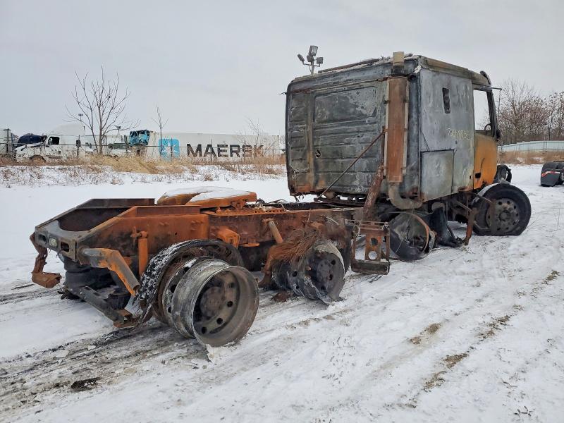 2005 Volvo VN VNL