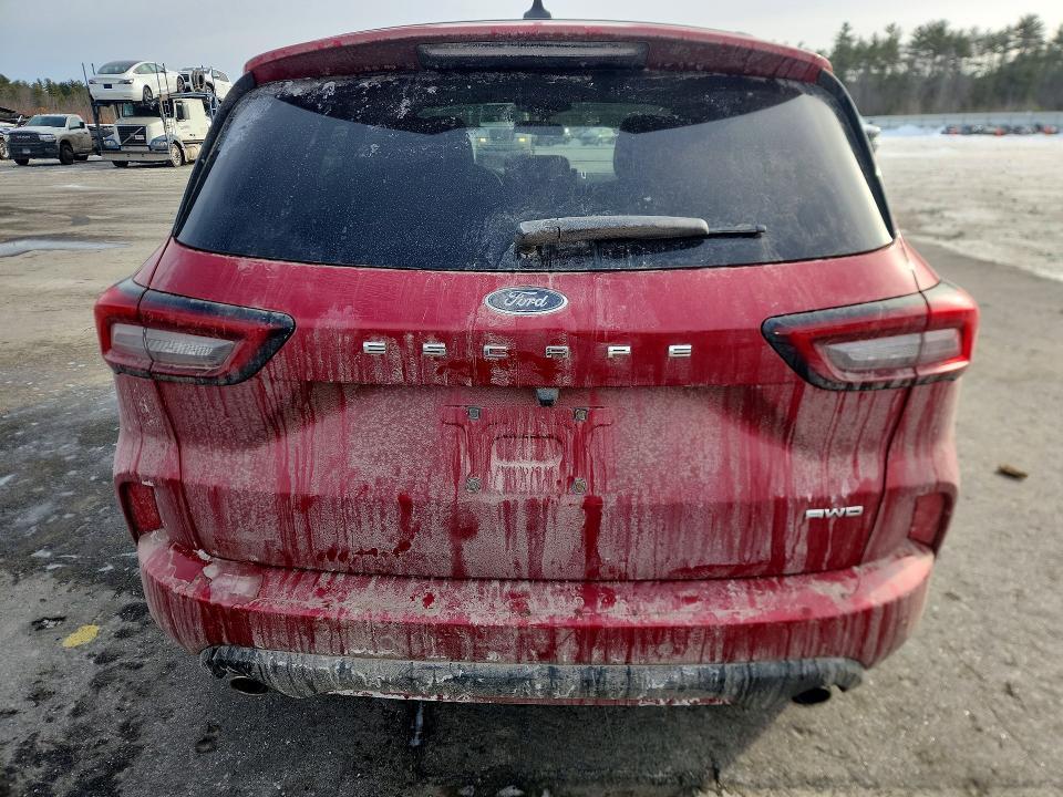 2024 Ford Escape st Line