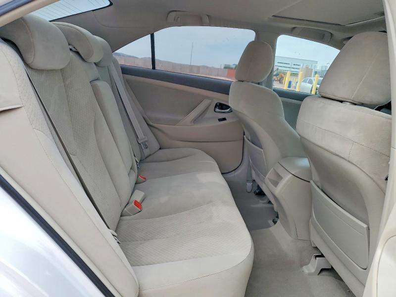 2009 Toyota Camry le