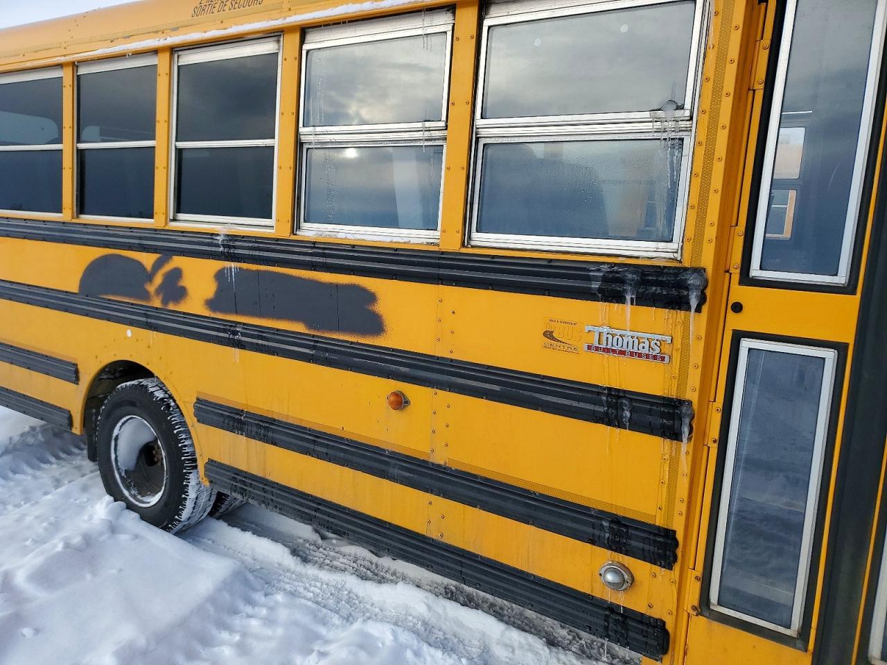 2011 Chevrolet 2011 Thomas Minotour G4500-School Bus