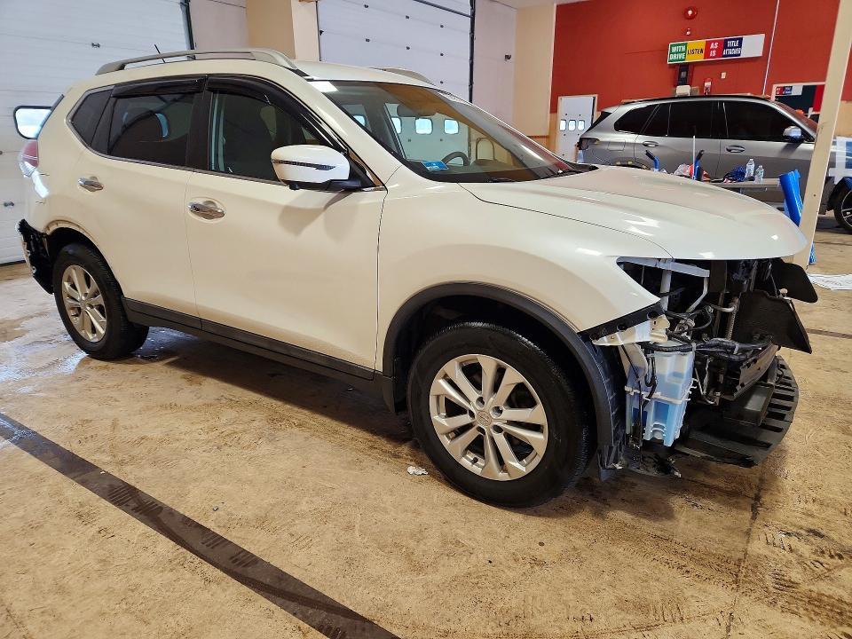 2016 Nissan Rogue sv
