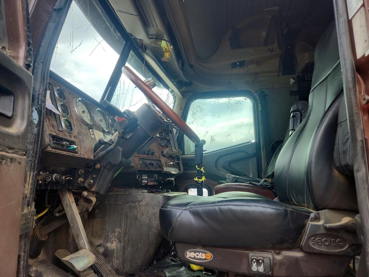 2002 International 9400I Semi Truck