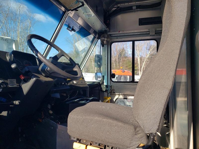 2021 Freightliner Mt 45G Chassis Delivery Truck