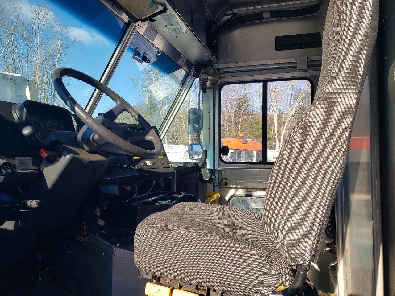 2021 Freightliner Mt 45G Chassis Delivery Truck