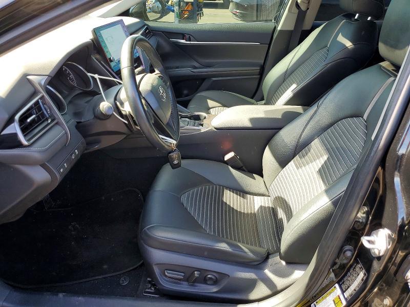 2023 Toyota Camry Hybrid se