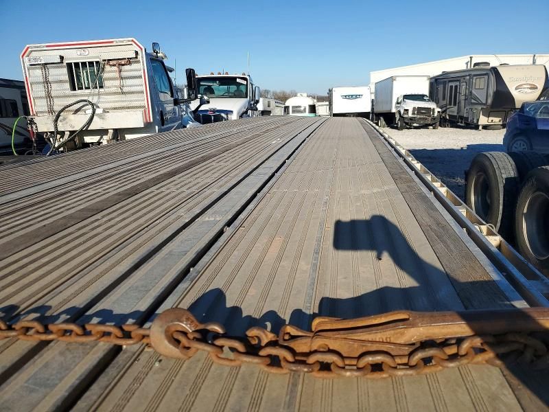 2018 Reitnouer Flatbed Trailer