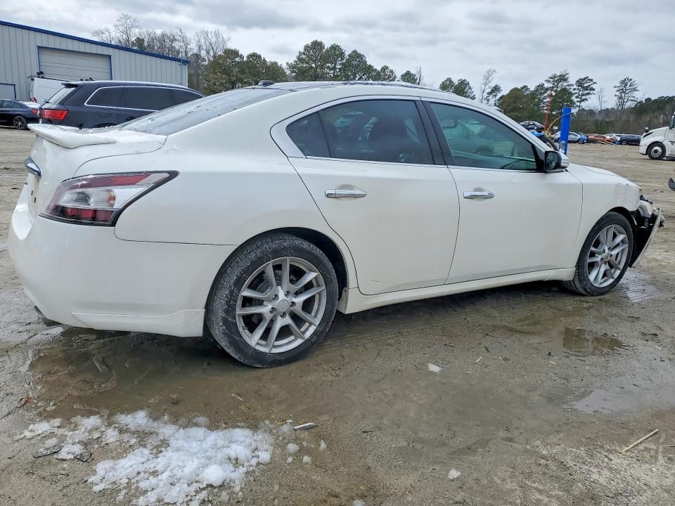 2010 Nissan Maxima 3.5 s