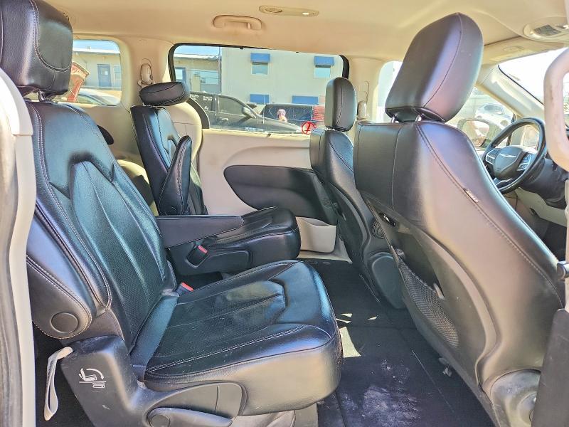 2022 Chrysler Pacifica Touring l