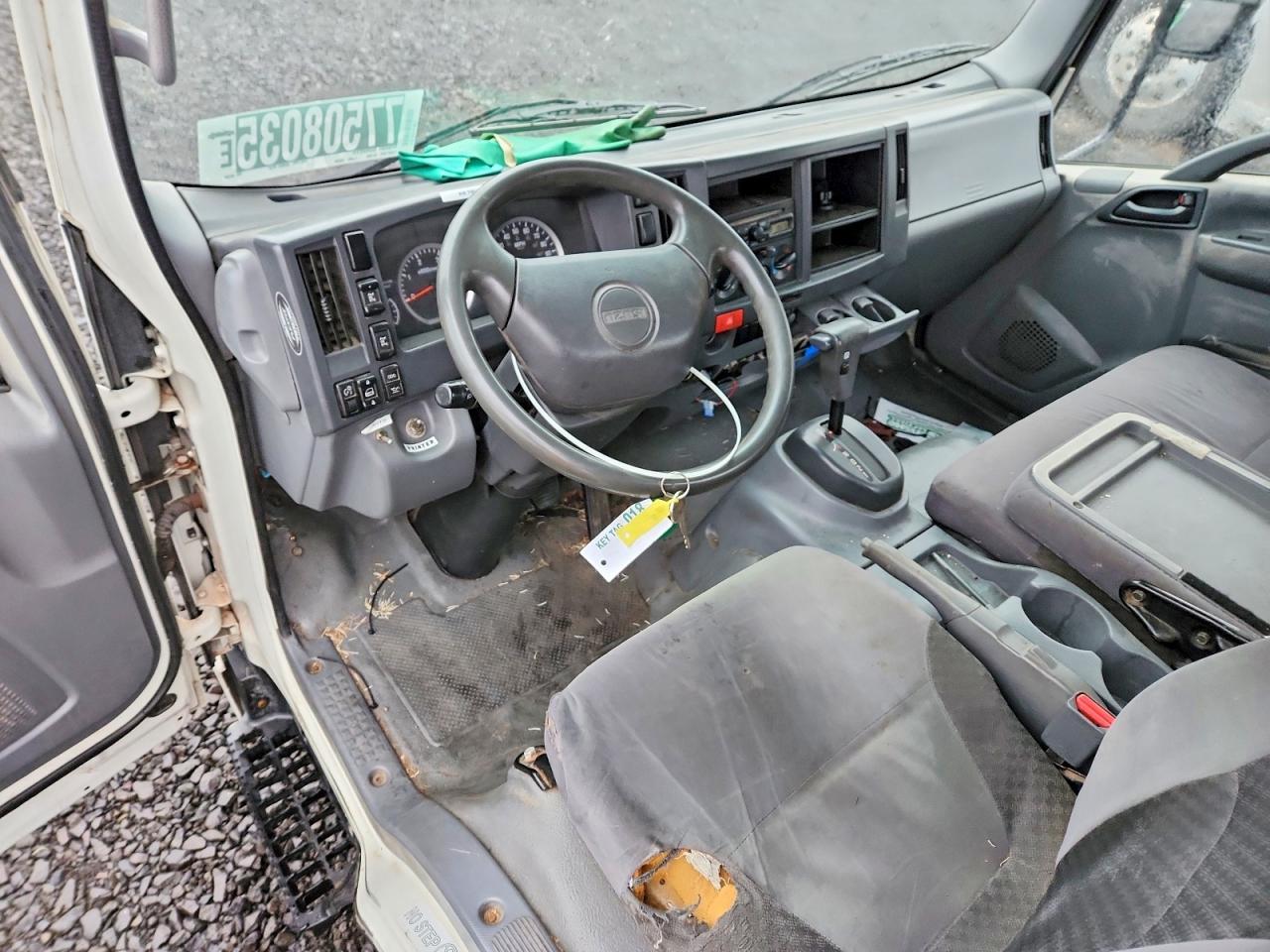 2014 Isuzu NPR HD