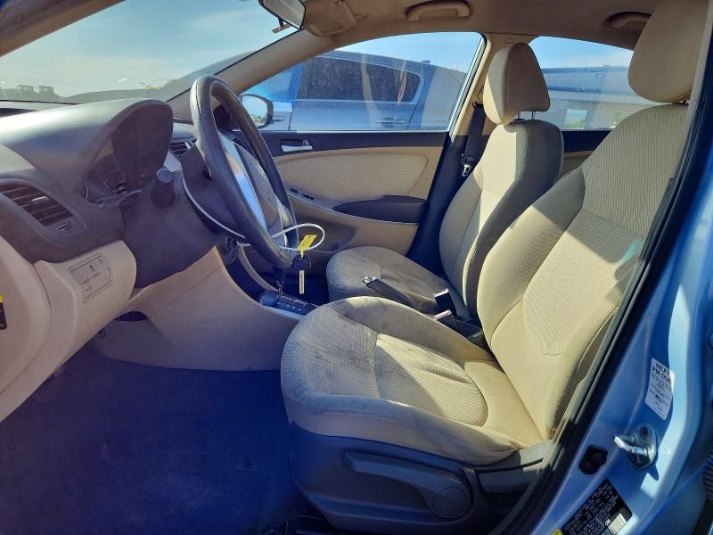 2013 Hyundai Accent gls