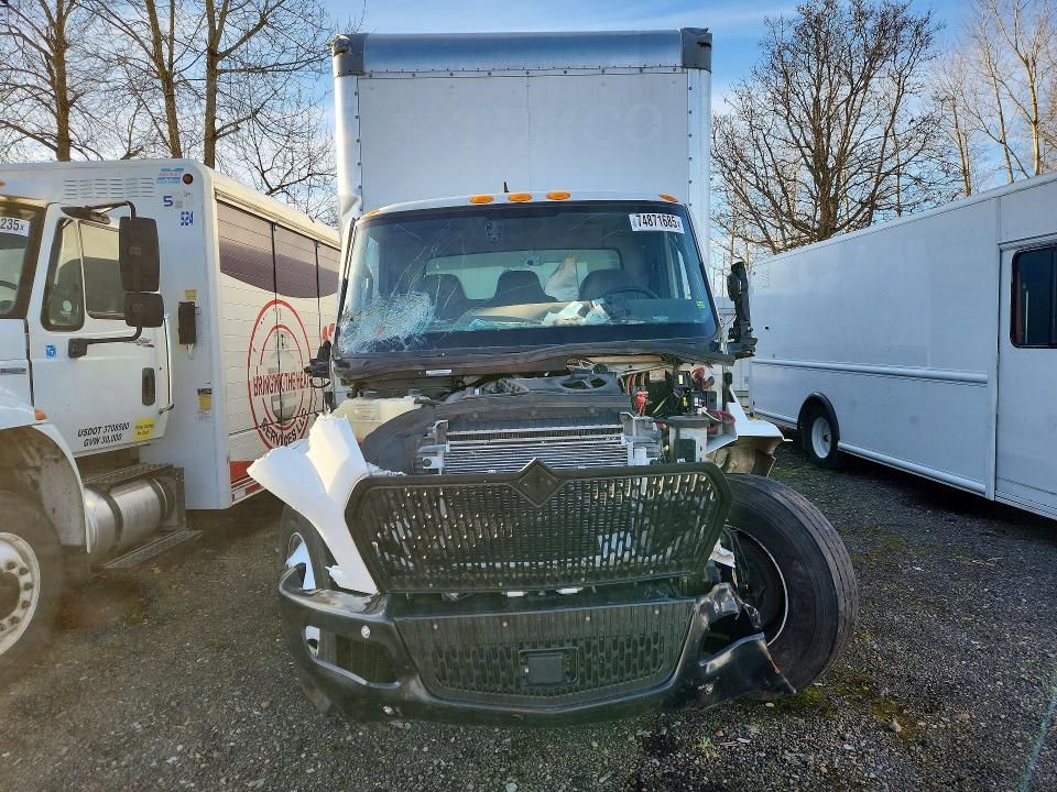 2023 International MV607 BOX Truck