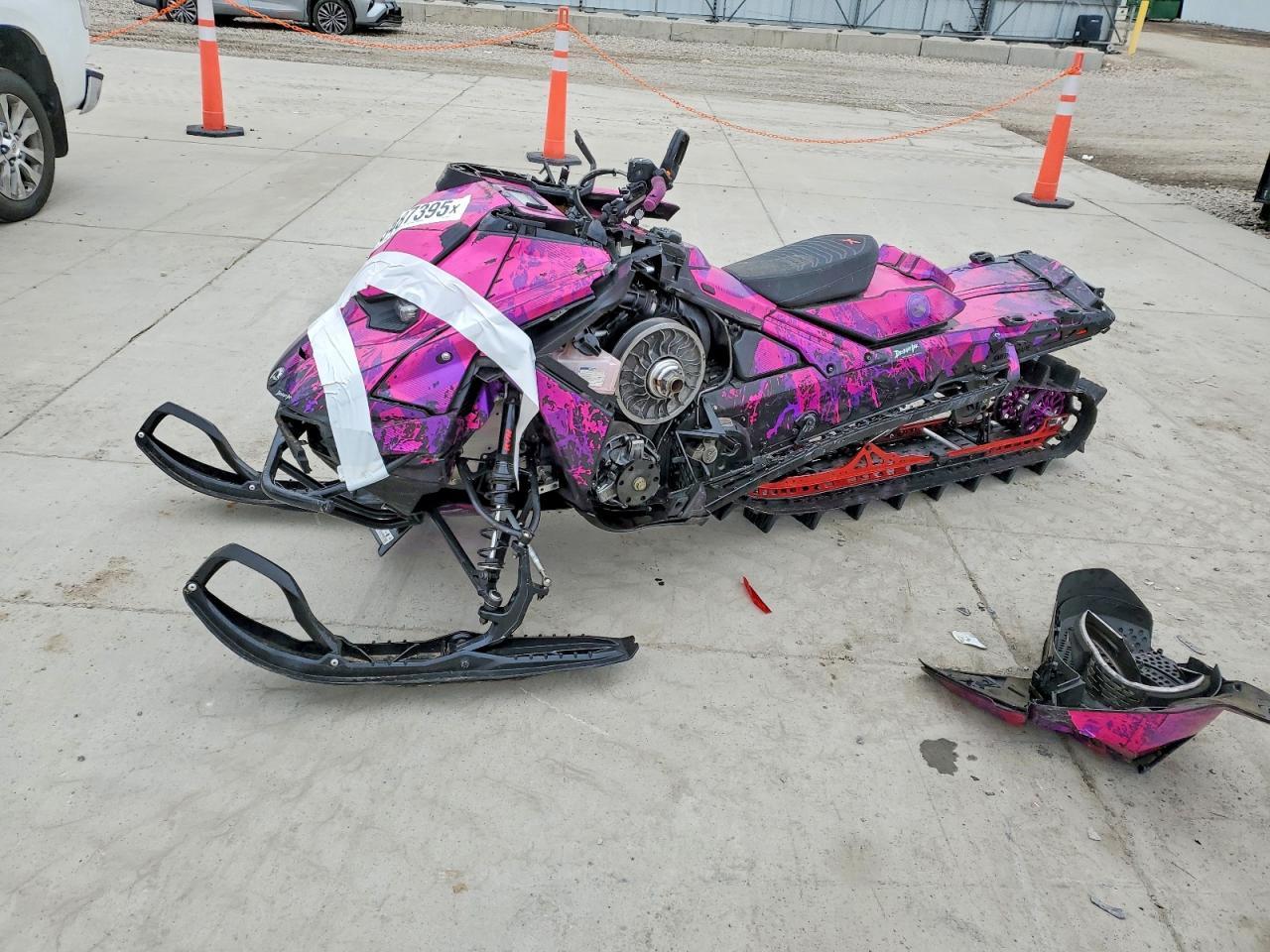 2023 Bombardier Snowmobile