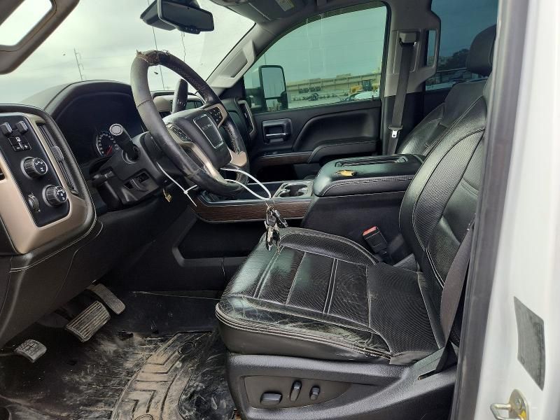 2018 GMC Sierra K3500 Denali