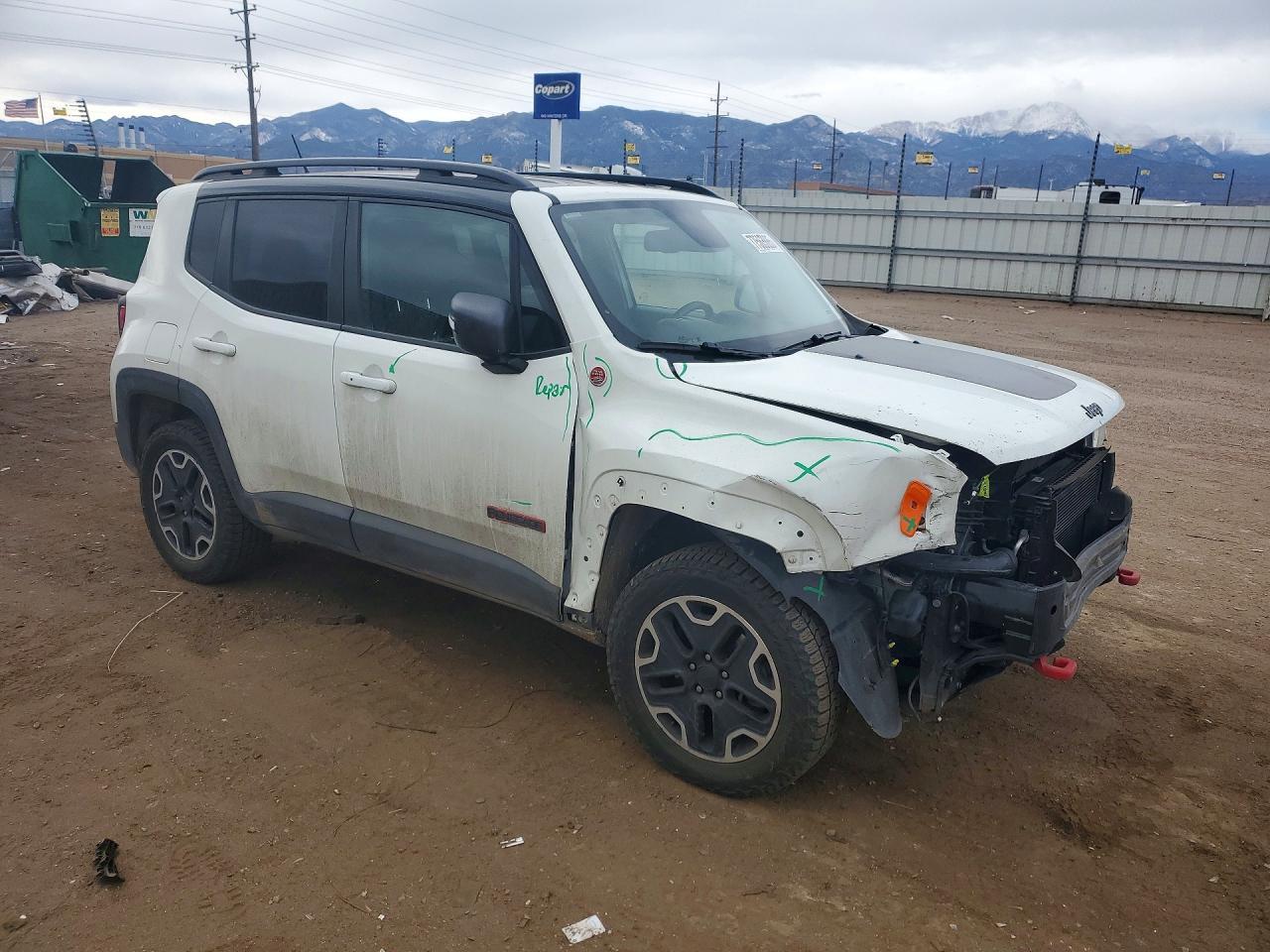 2017 Jeep Renegade Trailhawk