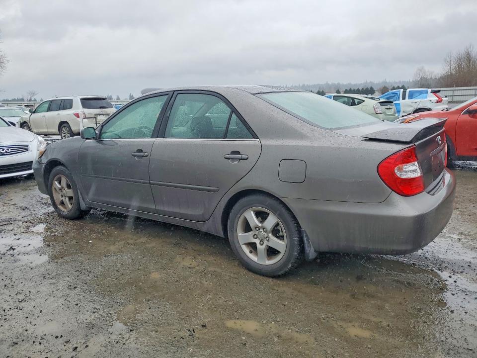 2003 Toyota Camry le