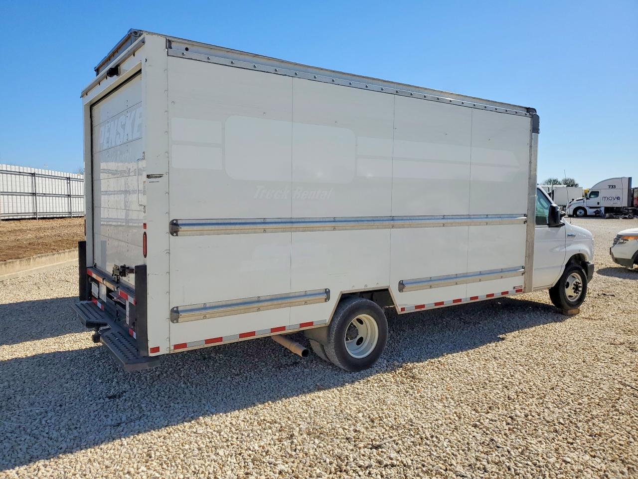 2022 Ford E350 BOX Truck