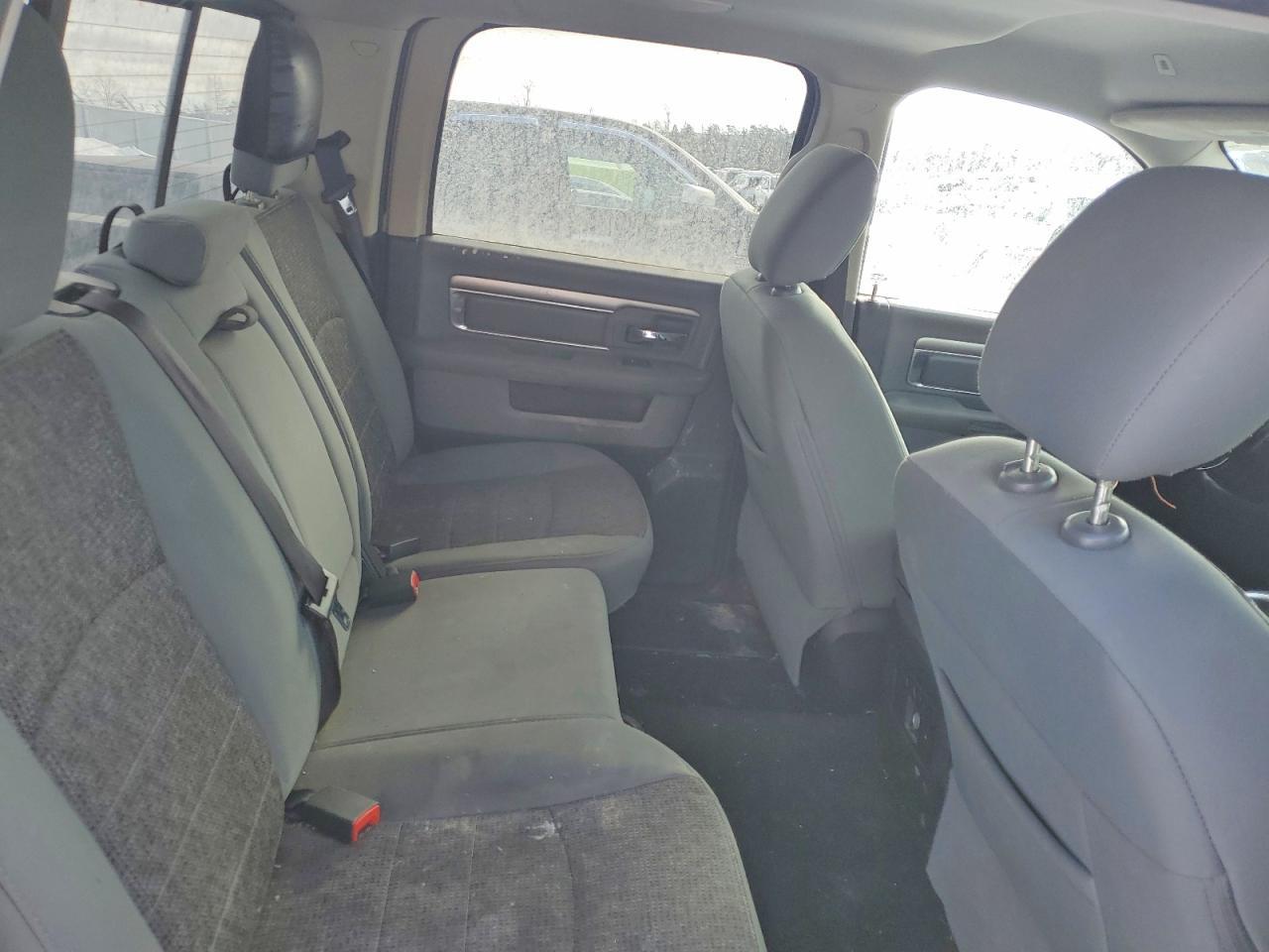 2017 Dodge Ram 1500 slt