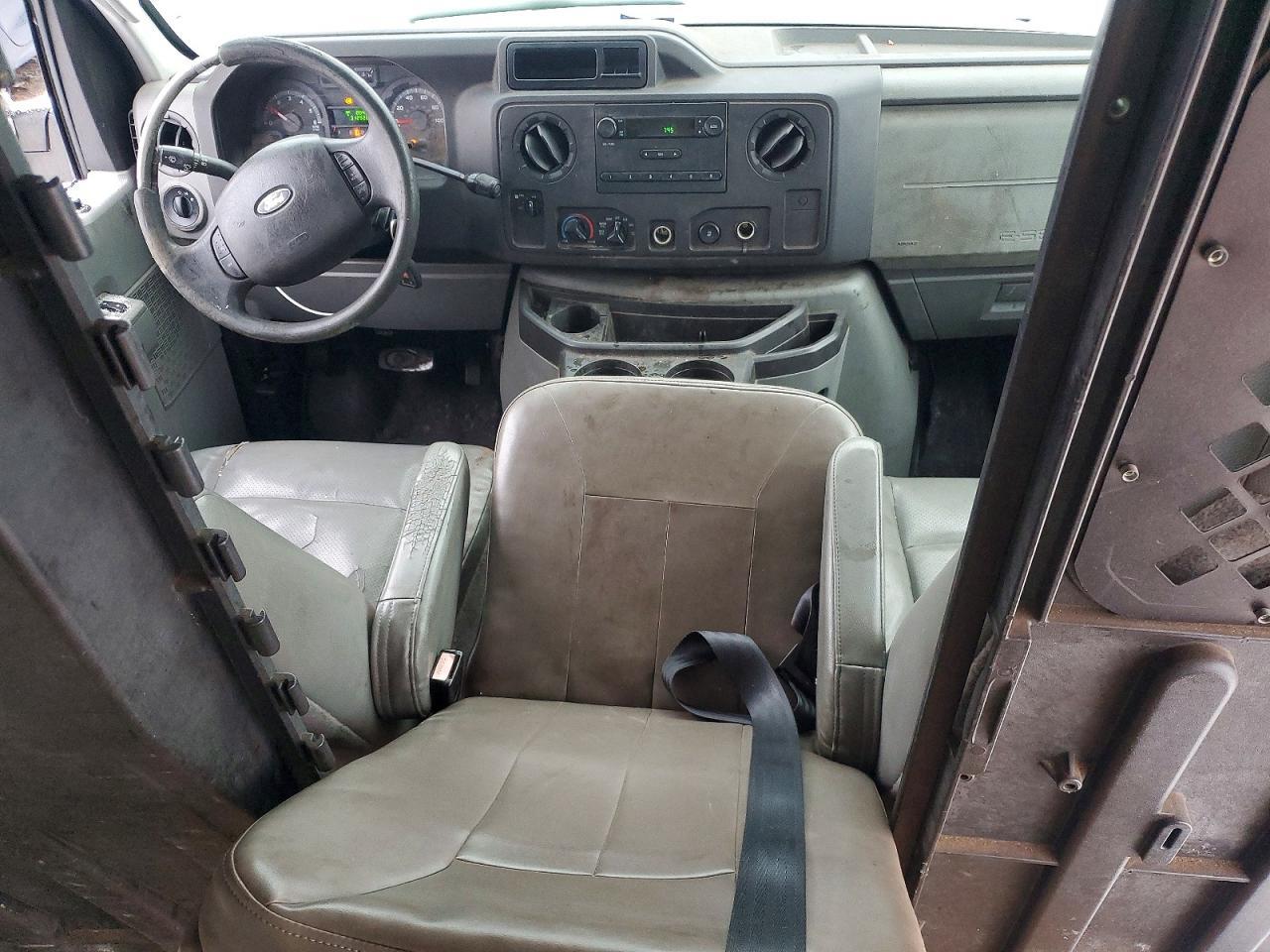 2011 Ford E250 Delivery Van