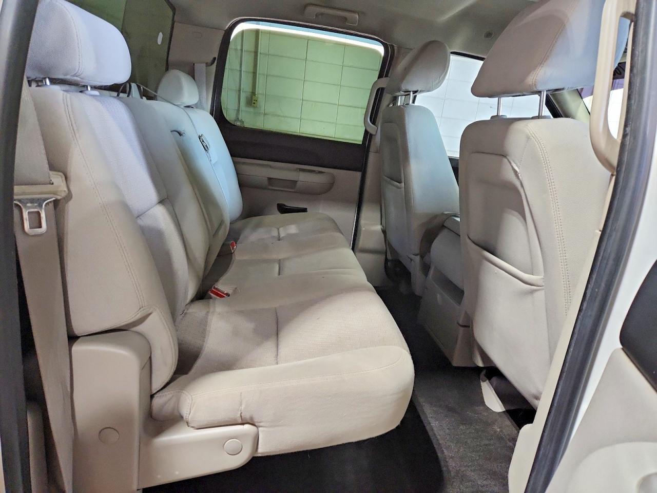 2011 Chevrolet Silverado C1500 lt