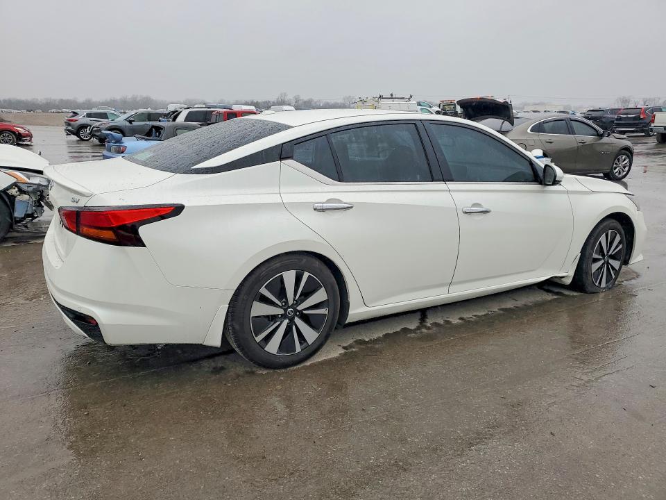 2019 Nissan Altima sv