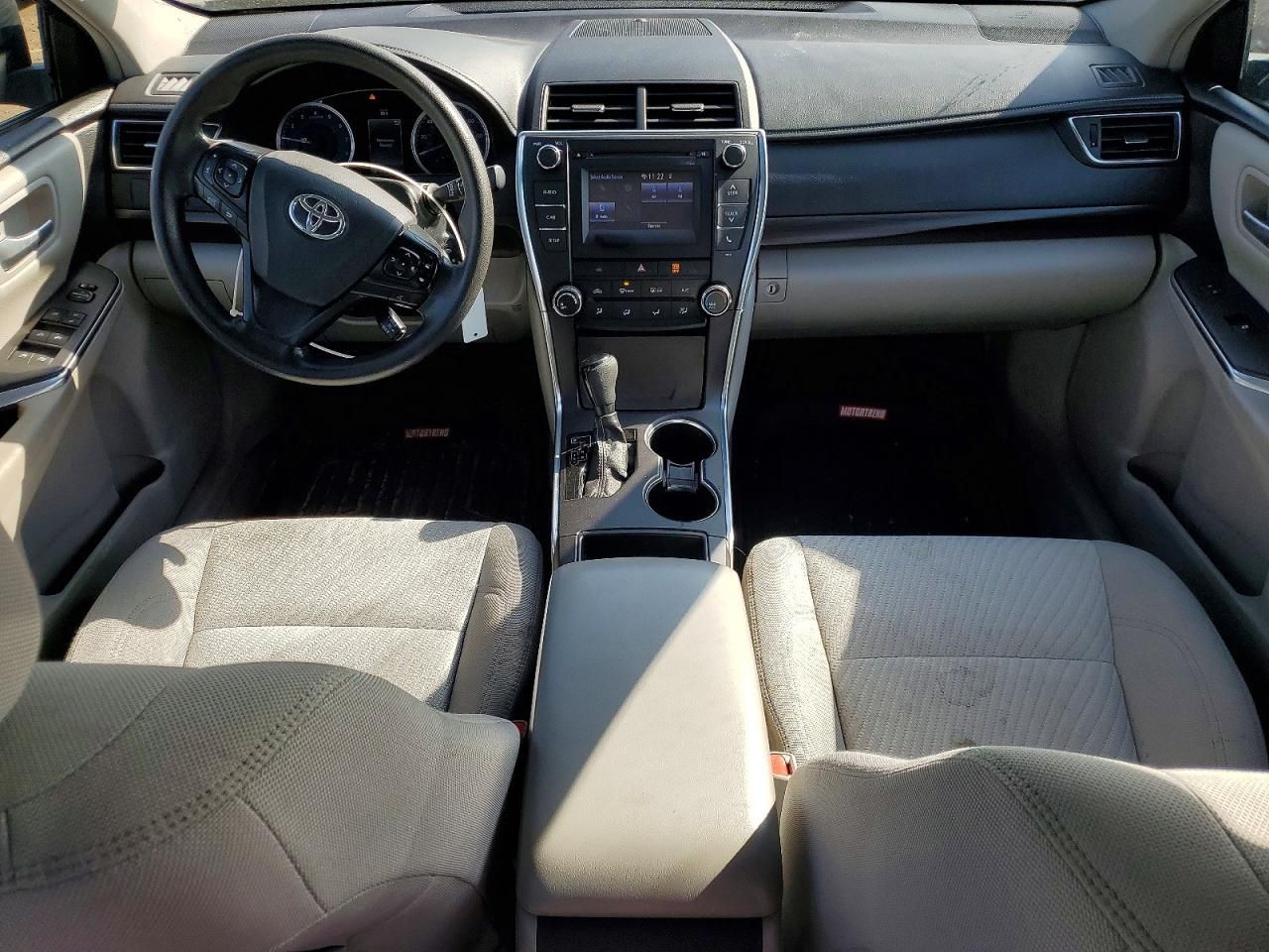 2017 Toyota Camry le