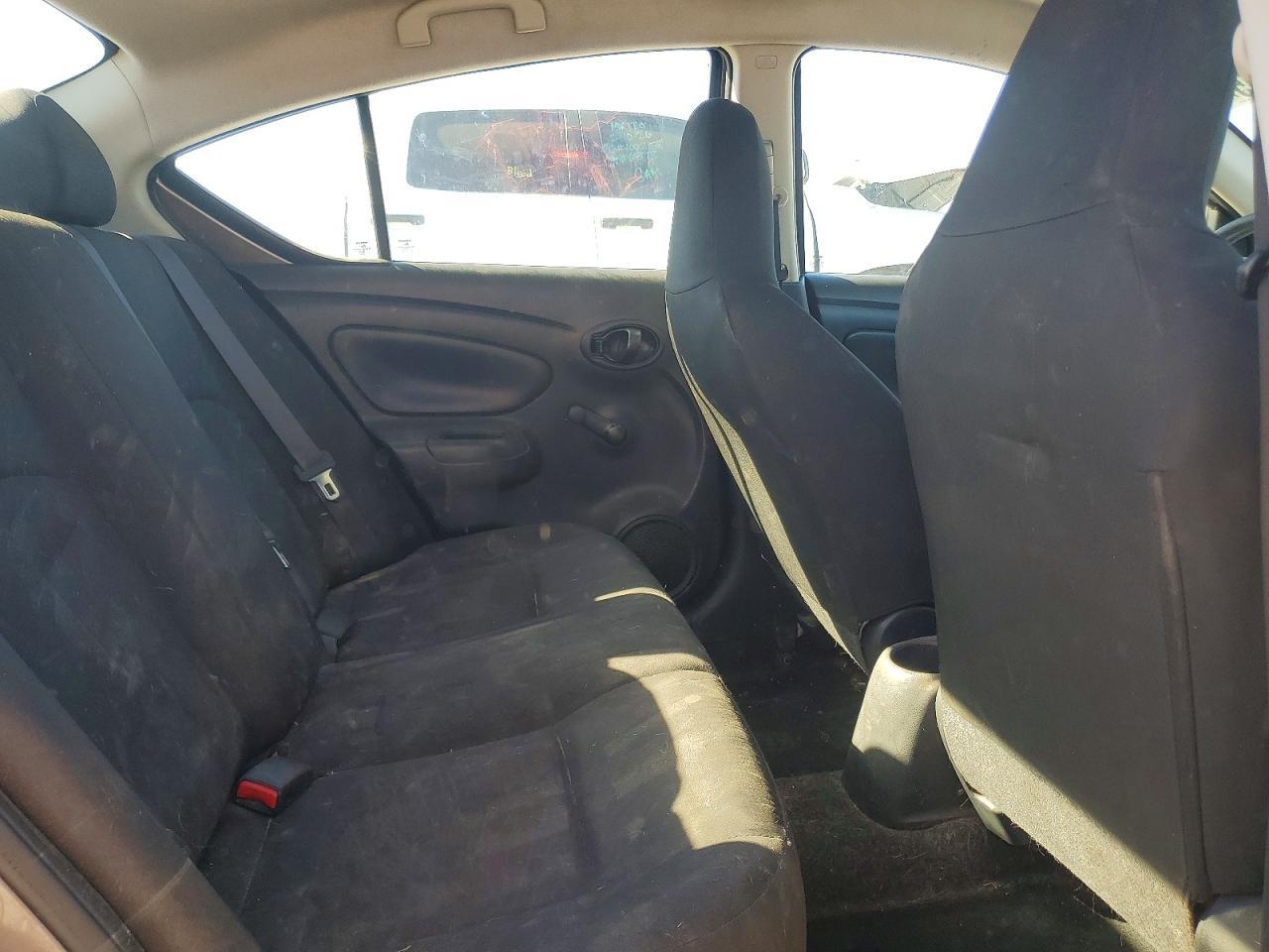 2017 Nissan Versa s