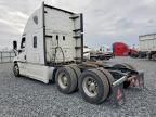 2017 Freightliner Cascadia 125 Semi Truck