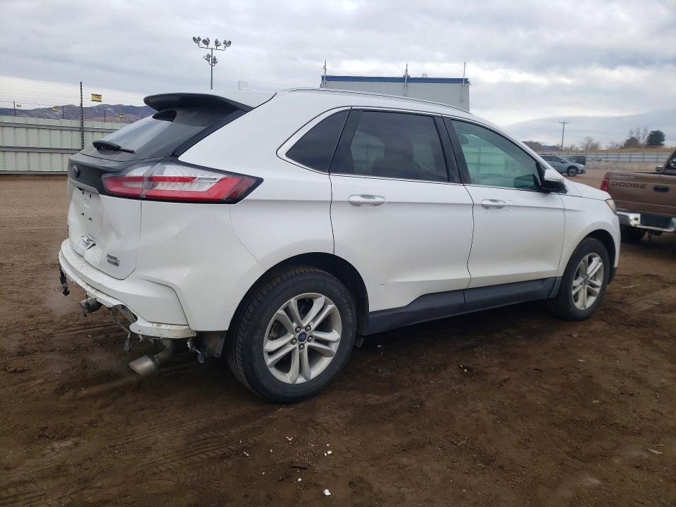 2019 Ford Edge sel