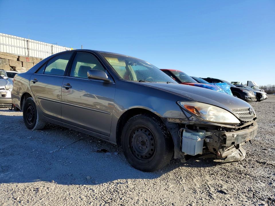 2003 Toyota Camry le
