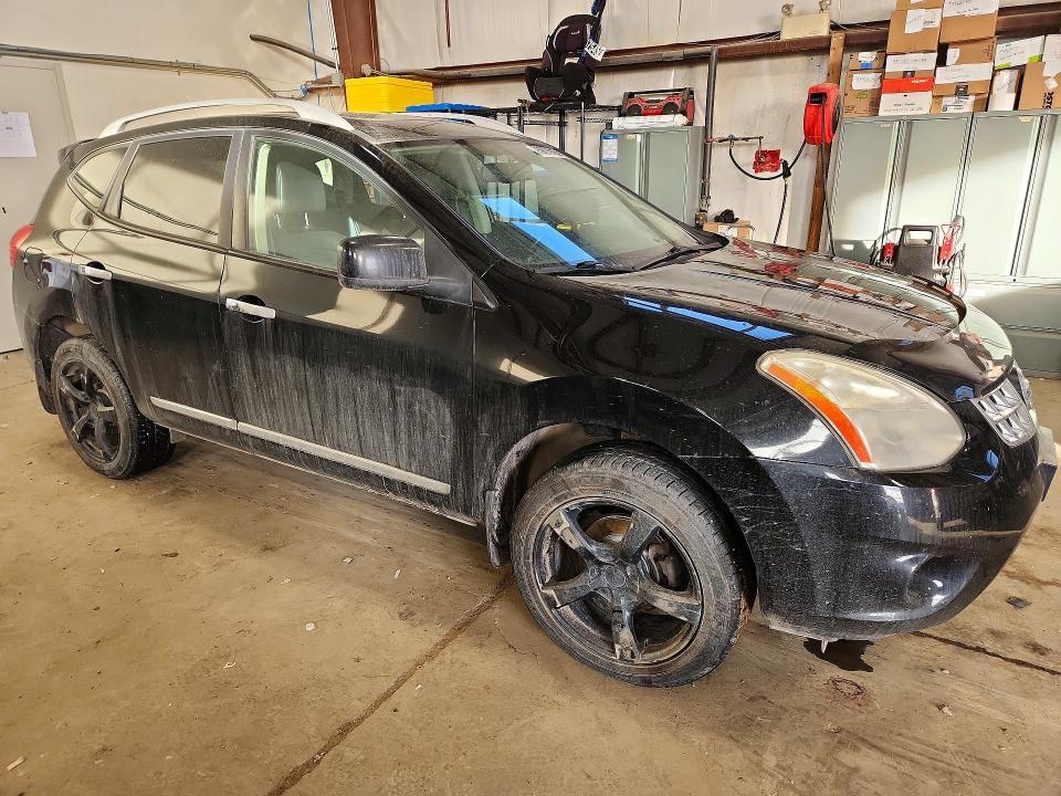 2011 Nissan Rogue s