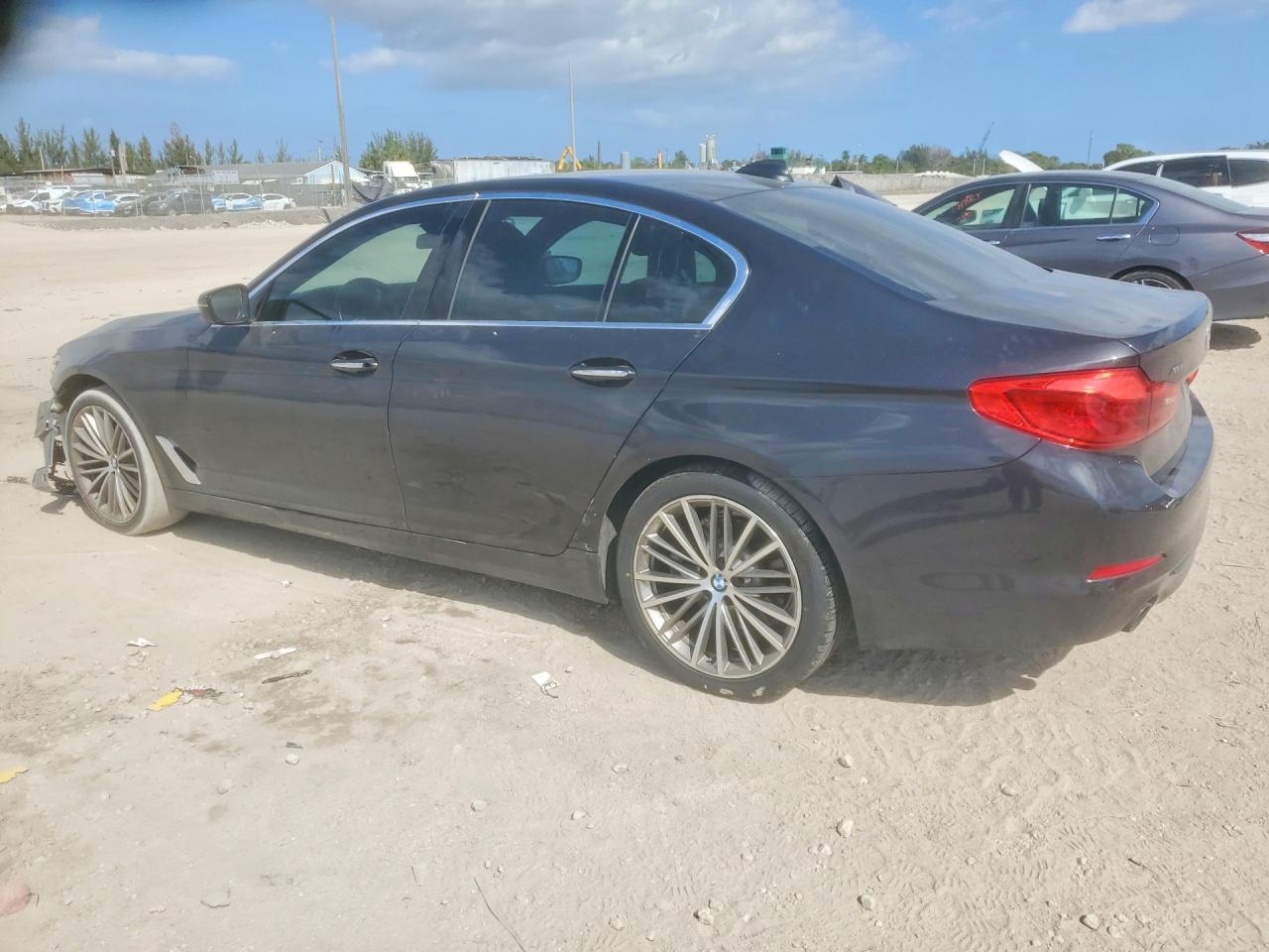 2018 BMW 530 xi