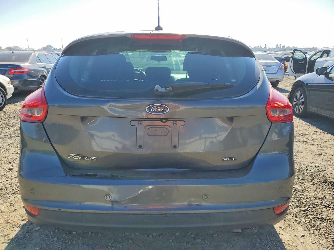 2017 Ford Focus sel