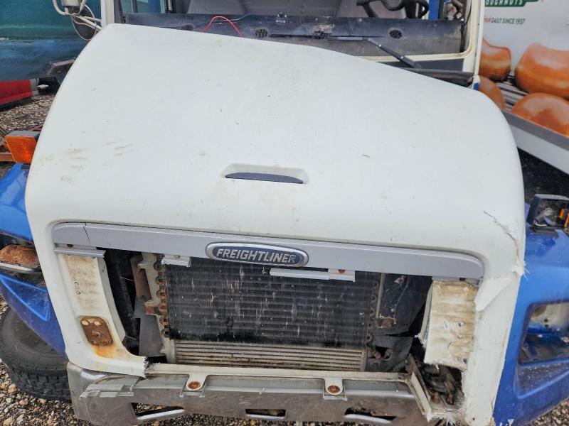 2000 Freightliner FL80