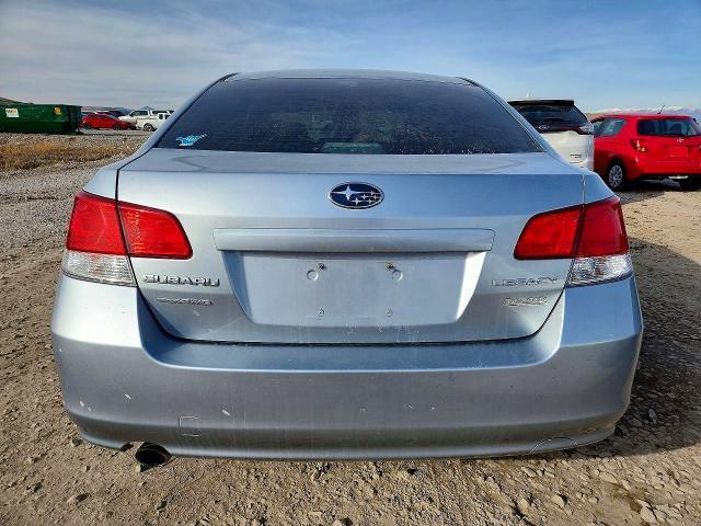 2013 Subaru Legacy 2.5i Premium