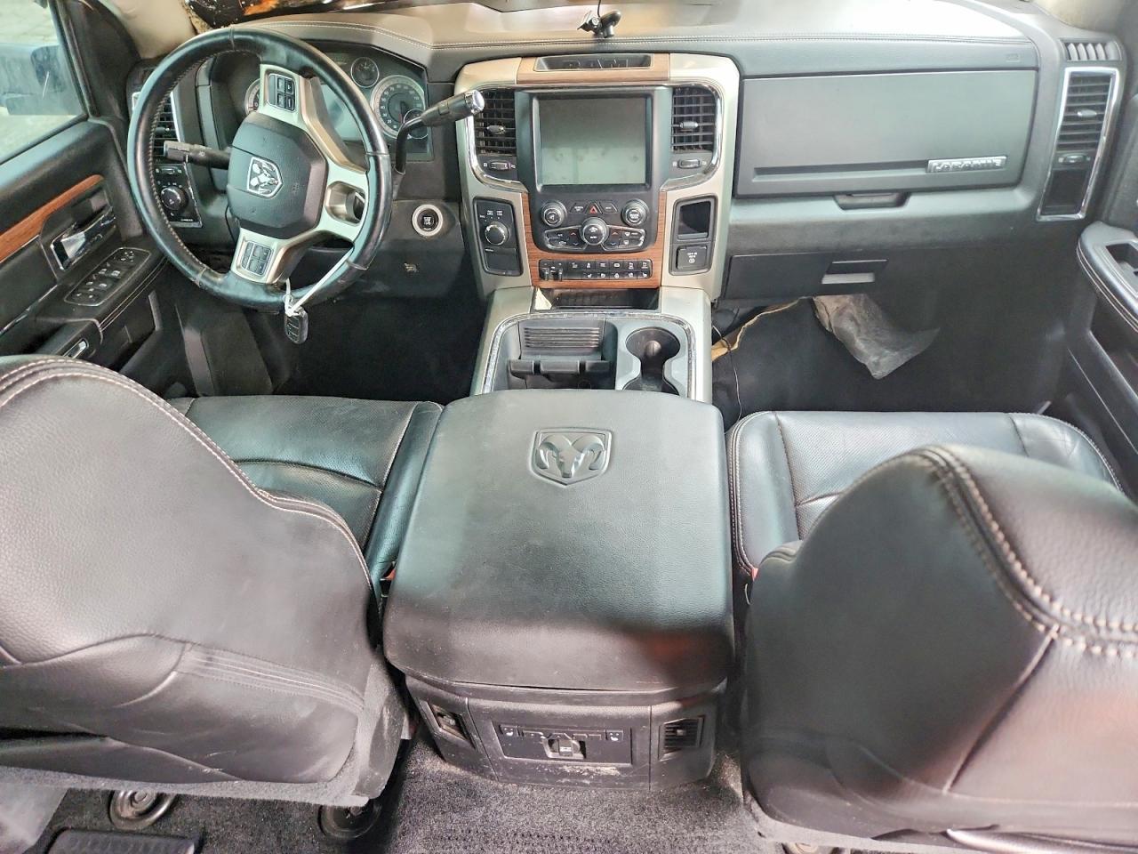 2016 Dodge 3500 Laramie