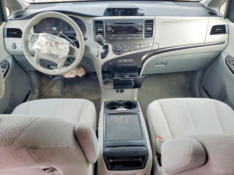 2013 Toyota Sienna LE