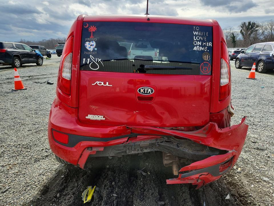 2012 KIA Soul +